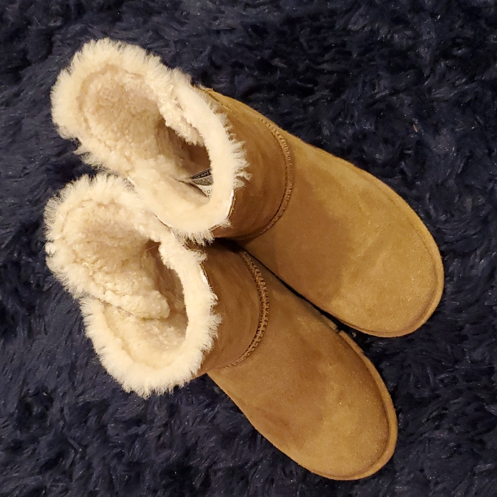 Bearpaw boots